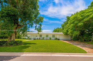 1422 Coruna Ave, Coral Gables, FL 33156