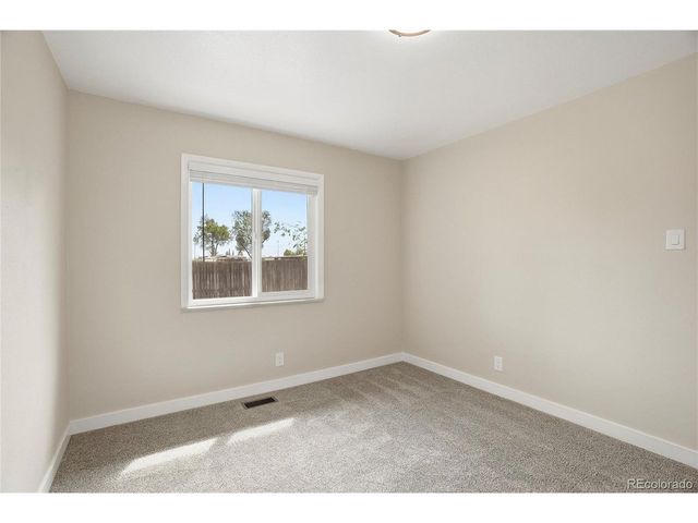 6792 Pontiac St, Commerce City, CO 80022