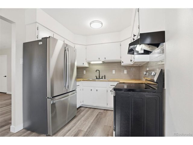 6792 Pontiac St, Commerce City, CO 80022