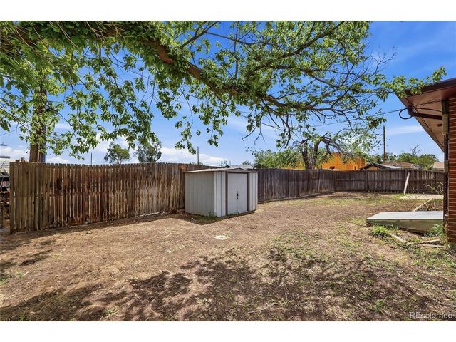 6792 Pontiac St, Commerce City, CO 80022