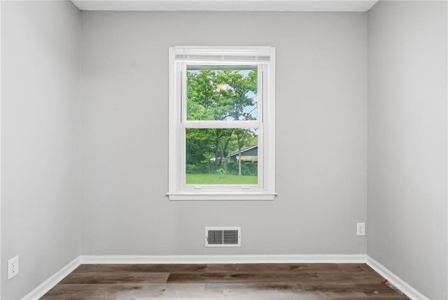 11016 Herrick Avenue, Kansas City, MO 64134
