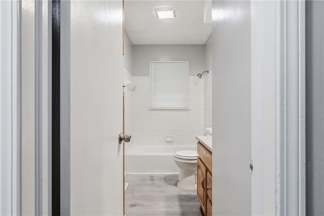 11016 Herrick Avenue, Kansas City, MO 64134