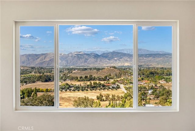 42340 Segner Drive, Hemet, CA 92544