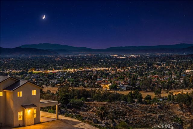 42340 Segner Drive, Hemet, CA 92544