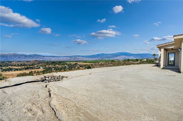 42340 Segner Drive, Hemet, CA 92544