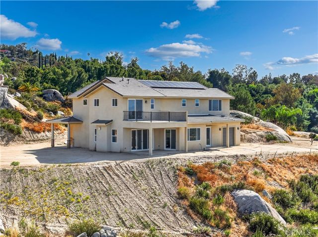 42340 Segner Drive, Hemet, CA 92544