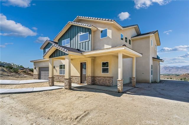 42340 Segner Drive, Hemet, CA 92544