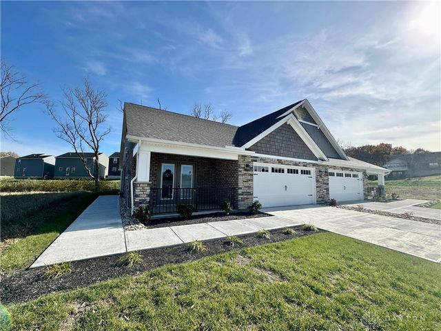 5017 Waterford Lane, Middletown, OH 45042