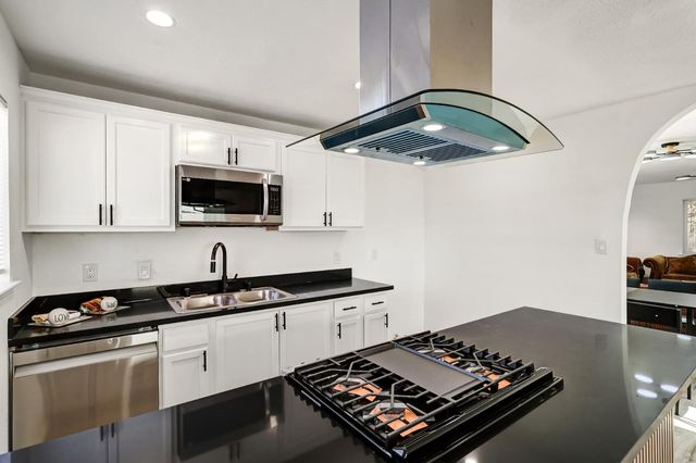 4024 Alta Lorraine Way, North Highlands, CA 95660