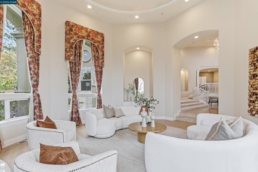 Image 14 of property listing at 2981 2981 GRAPEVINE TER, Fremont, CA 94539