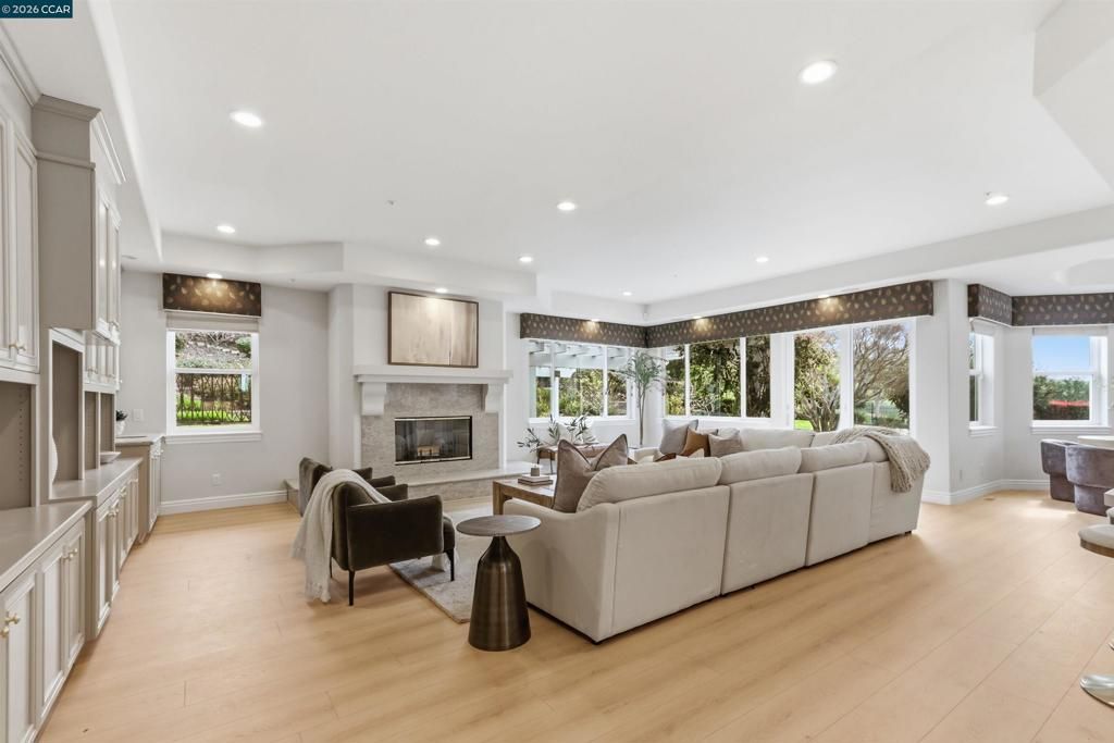 Image 19 of property listing at 2981 2981 GRAPEVINE TER, Fremont, CA 94539