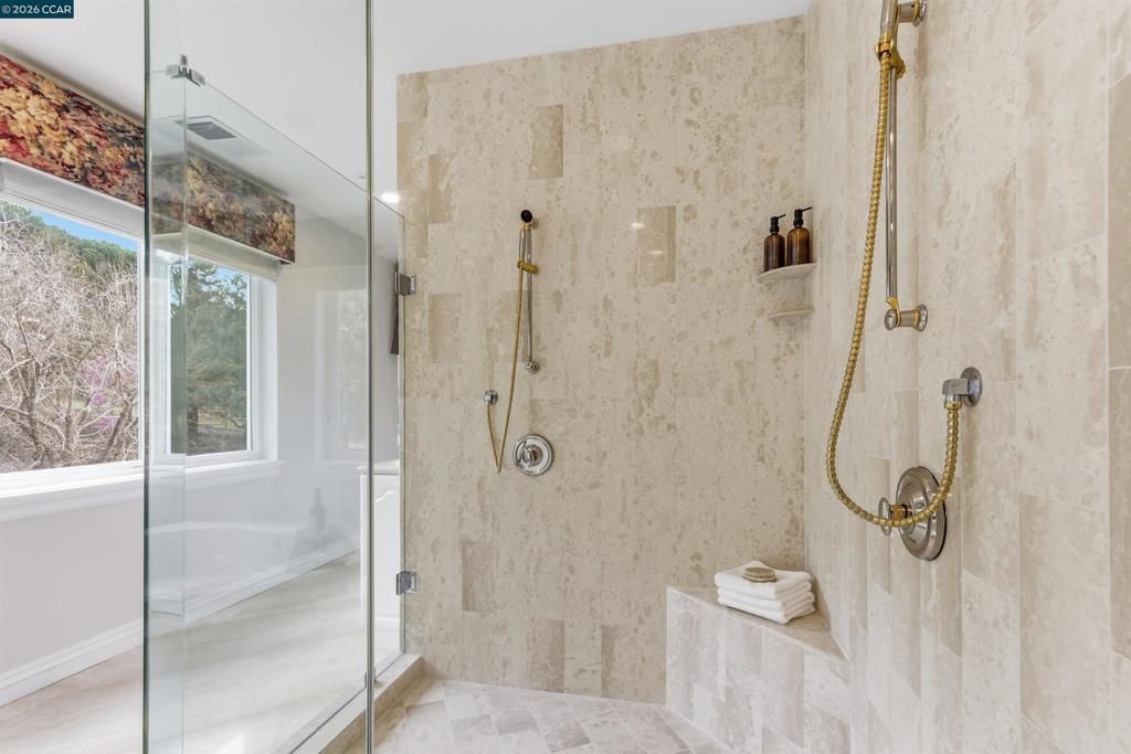 Image 39 of property listing at 2981 2981 GRAPEVINE TER, Fremont, CA 94539