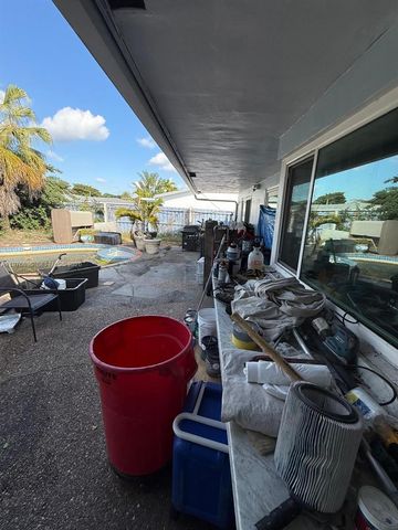 8105 NW 74th Ter, Tamarac, FL 33321