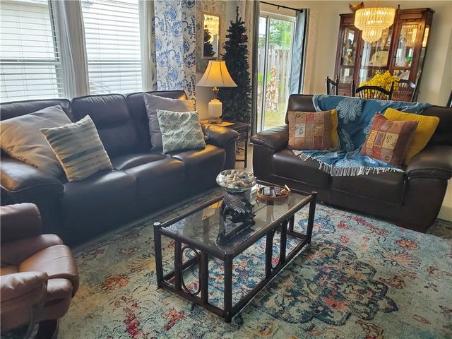 572 10th Place, Vero Beach, FL 32960