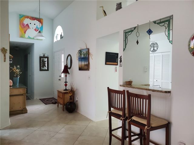 572 10th Place, Vero Beach, FL 32960