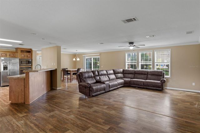 38616 COLEEN AVENUE, Zephyrhills, FL 33540