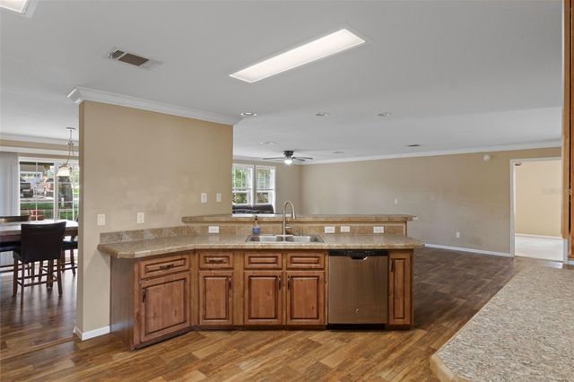 38616 COLEEN AVENUE, Zephyrhills, FL 33540