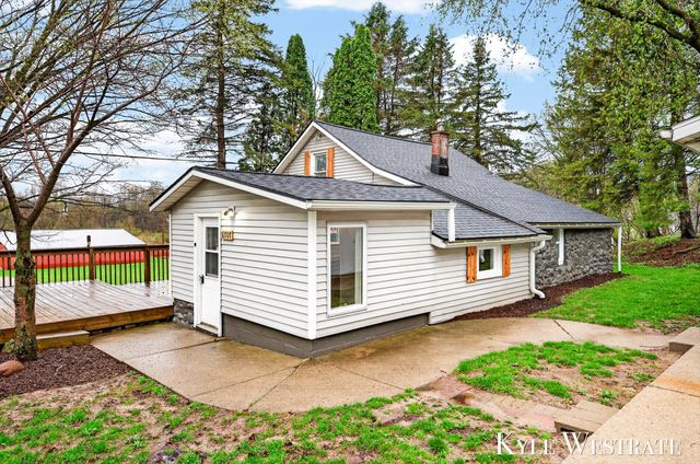 6707 Lessiter Road NE, Belding, MI 48809