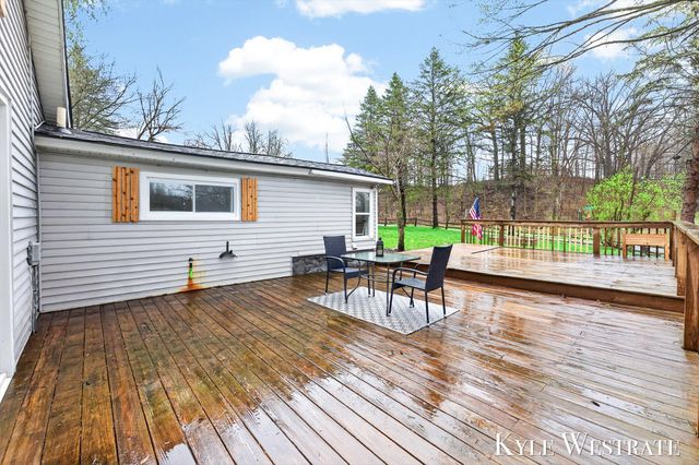 6707 Lessiter Road NE, Belding, MI 48809