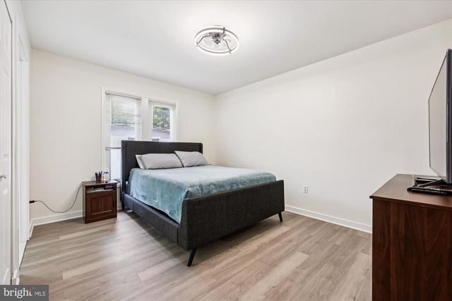 8313 SHADY SPRING DR, Gaithersburg, MD 20877