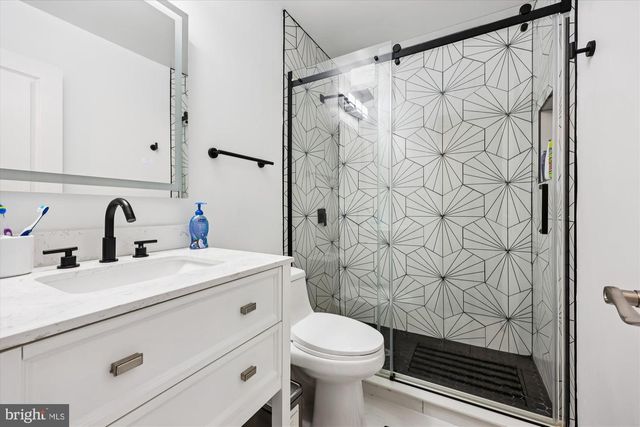 8313 SHADY SPRING DR, Gaithersburg, MD 20877