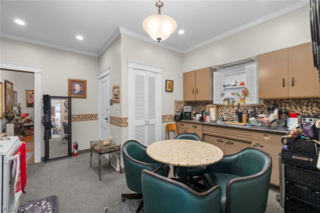 1265-1267 W 108th Street, Cleveland, OH 44102