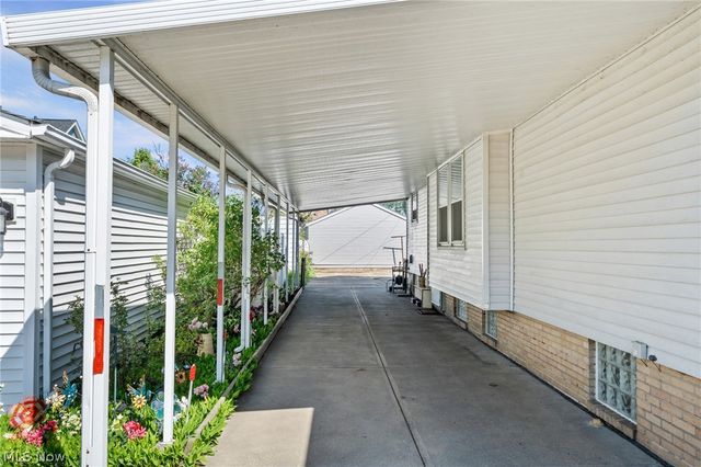 1265-1267 W 108th Street, Cleveland, OH 44102