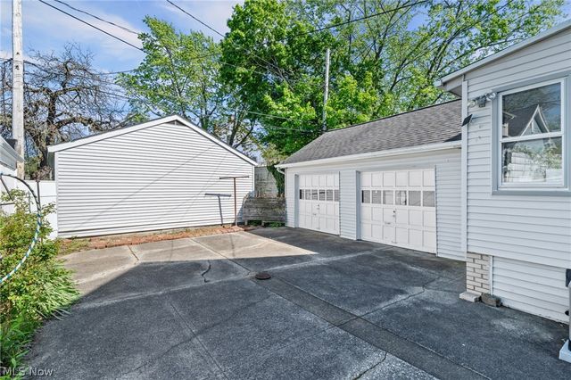 1265-1267 W 108th Street, Cleveland, OH 44102