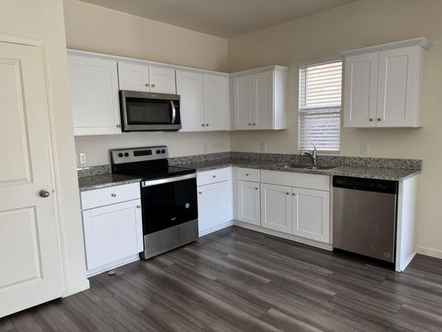 1517 Escondido Drive, Fort Worth, TX 76052