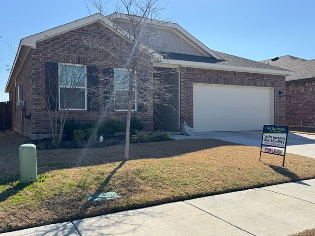 1517 Escondido Drive, Fort Worth, TX 76052