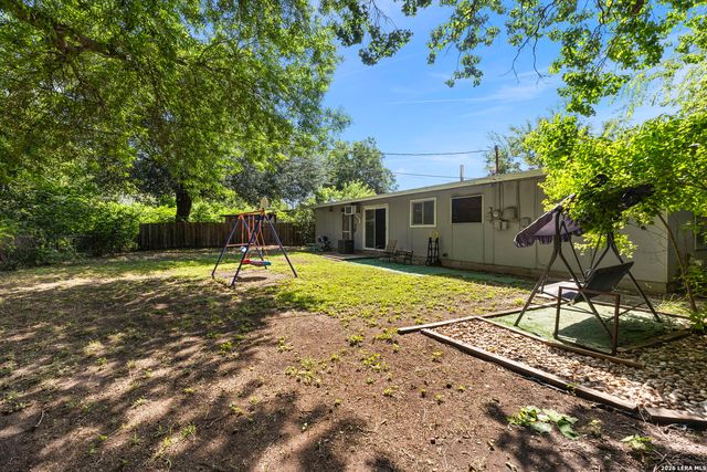 143 Surfrider St, San Antonio, TX 78242