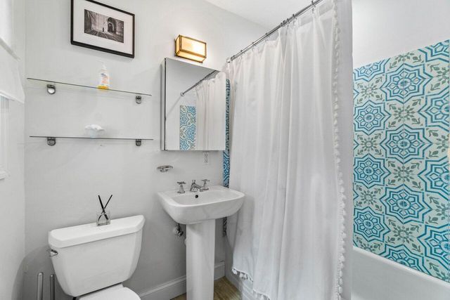 210 Debra Lane, Palm Beach, FL 33480