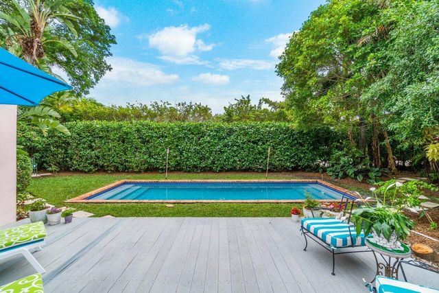 210 Debra Lane, Palm Beach, FL 33480