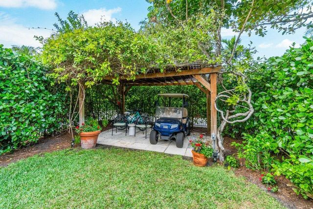 210 Debra Lane, Palm Beach, FL 33480