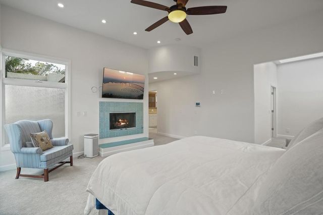 13601 Nogales Drive, Del Mar, CA 92014