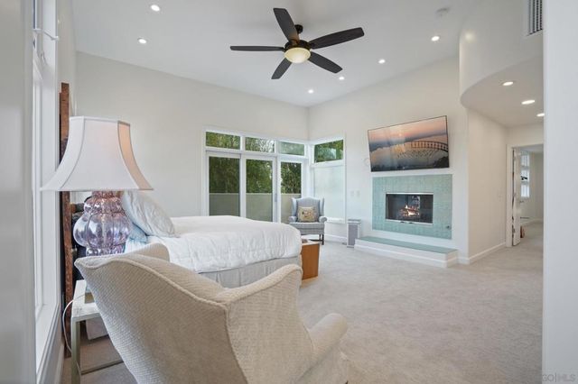 13601 Nogales Drive, Del Mar, CA 92014