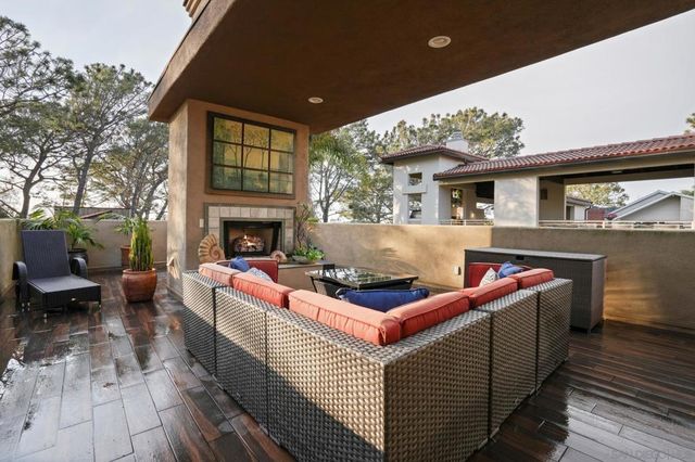 13601 Nogales Drive, Del Mar, CA 92014