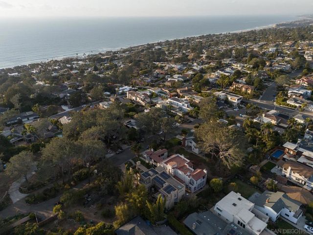 13601 Nogales Drive, Del Mar, CA 92014