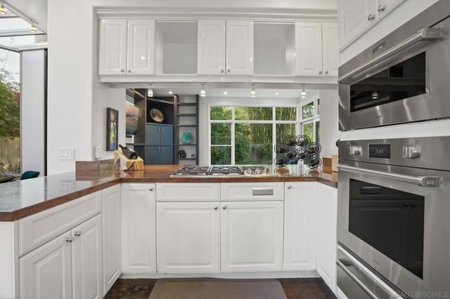 13601 Nogales Drive, Del Mar, CA 92014