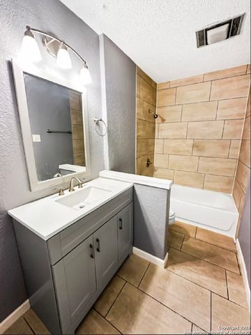 4903 Arbor Ridge, San Antonio, TX 78228