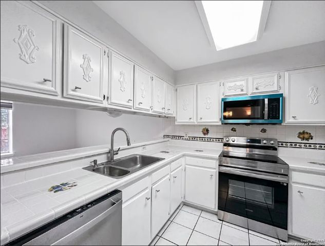 4903 Arbor Ridge, San Antonio, TX 78228