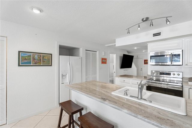2801 N Highway A1a Highway E, Fort Pierce, FL 34949
