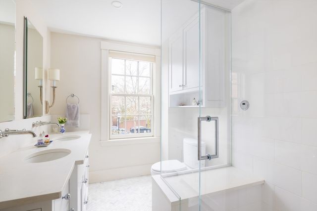 2 Haven St, Boston, MA 02118