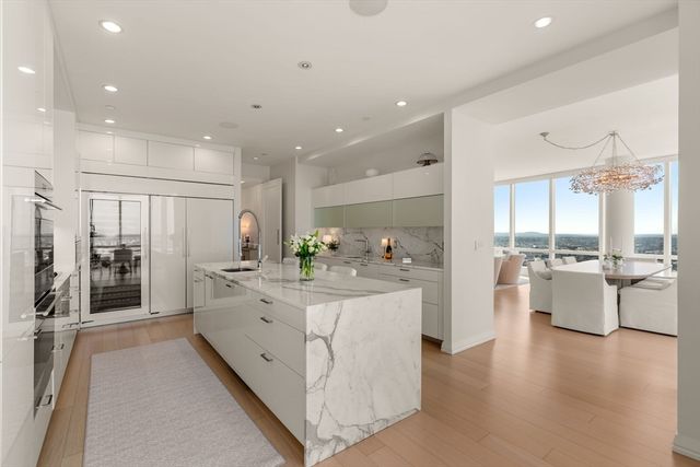 1 Franklin St 4602, Boston, MA 02110