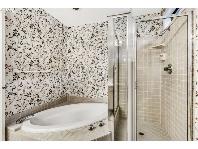 7325 Sw LAKESIDE Dr, Wilsonville, OR 97070