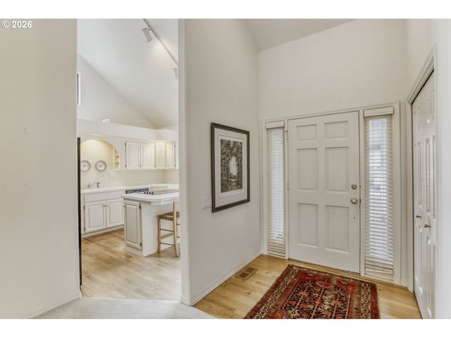 7325 Sw LAKESIDE Dr, Wilsonville, OR 97070