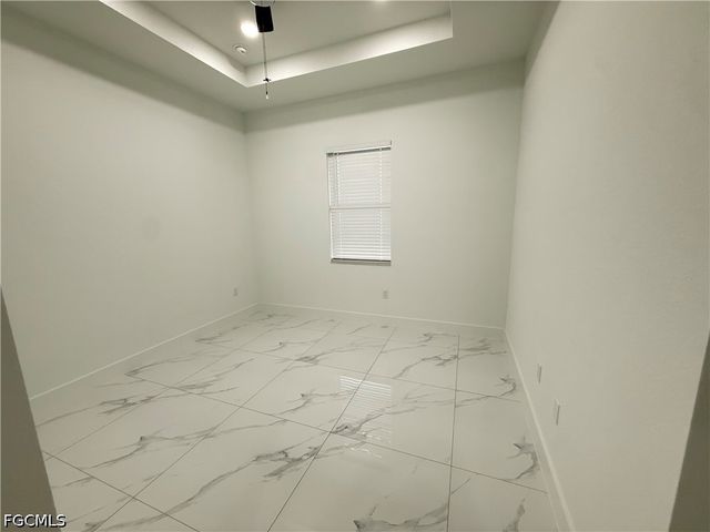 1253 Columbus BLVD, Fort Myers, FL 33913