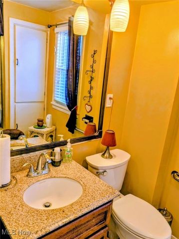 1026 Seward Avenue, Akron, OH 44320