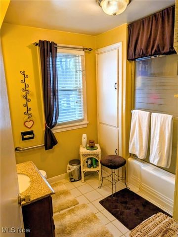 1026 Seward Avenue, Akron, OH 44320