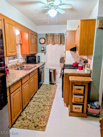 1026 Seward Avenue, Akron, OH 44320